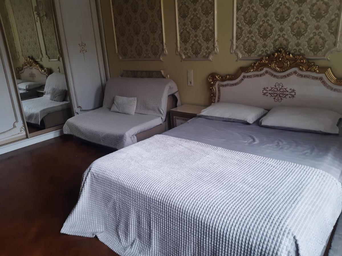 Квартира Возле Оперы Lviv Extérieur photo